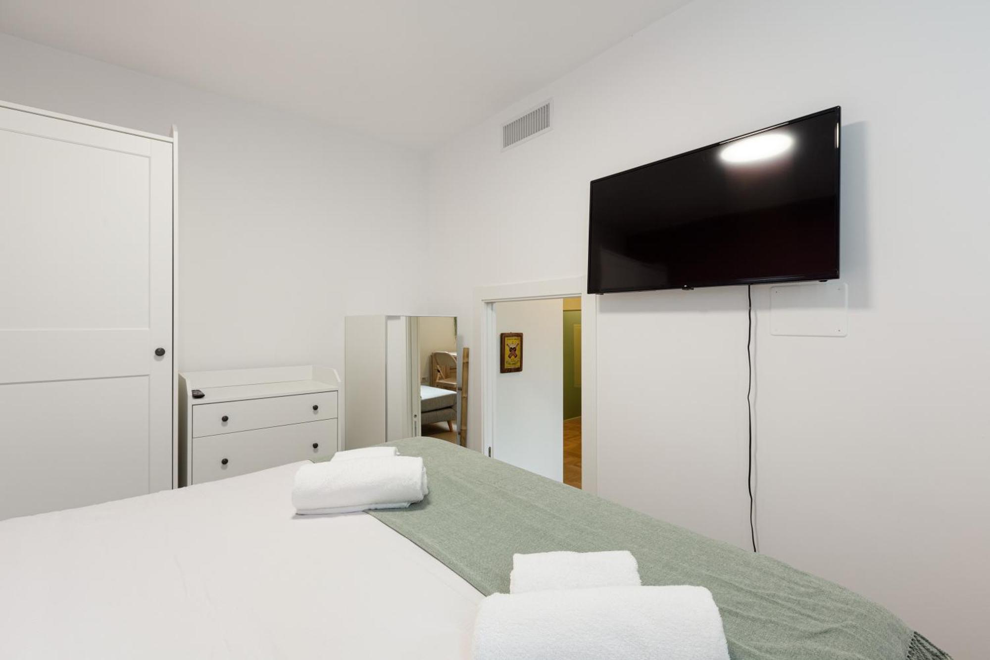 Insubria Park - Pastel Color Apartment! Milano Esterno foto